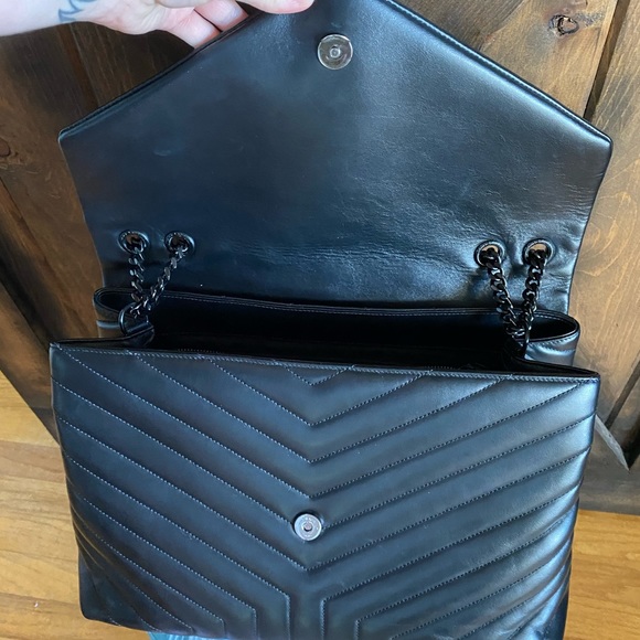 TRADE 🤩 YSL Large LouLou Saint Laurent CHAIN BAG QUILTED LEATHER BLACK on Blac - Picture 9 of 16